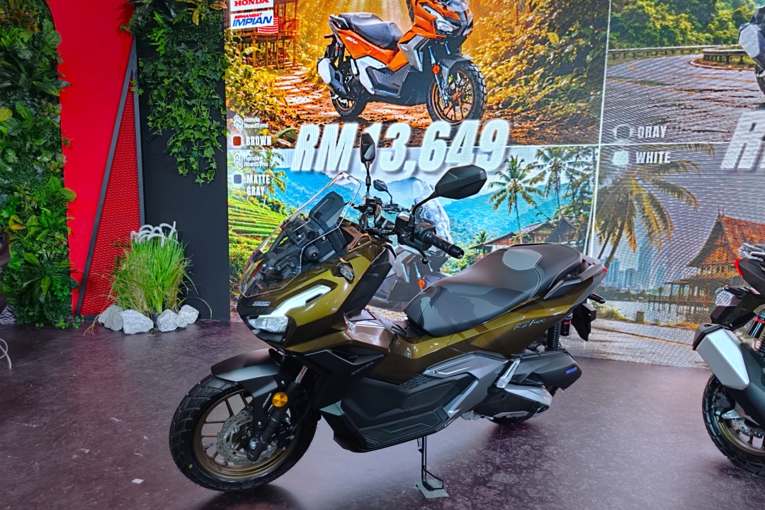 Boon Siew Honda Expands ADV Family With New ADV160 RoadSync And ABS ...