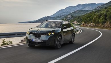 Front three-quarter view of the BMW iX3 M60 xDrive with M Yellow Lights